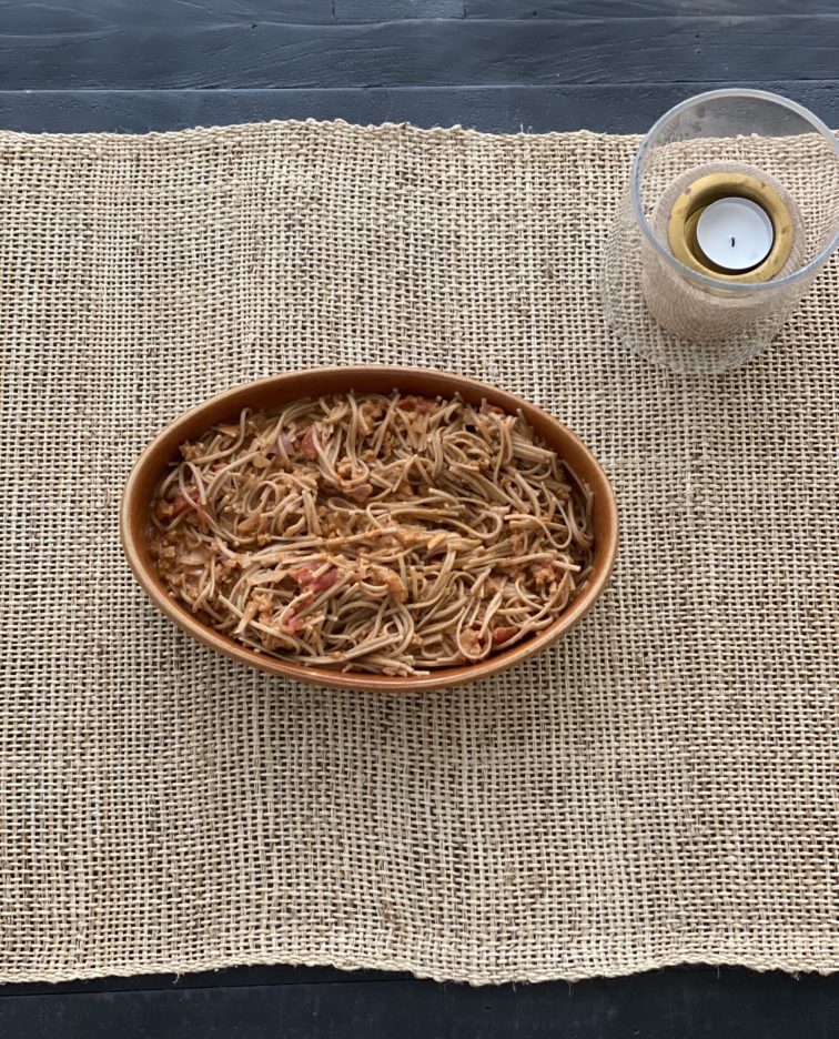 ÂMÉ RECIPES: Gluten-Free Homestyle Soba Pasta With Plant-Based Meat Sauce